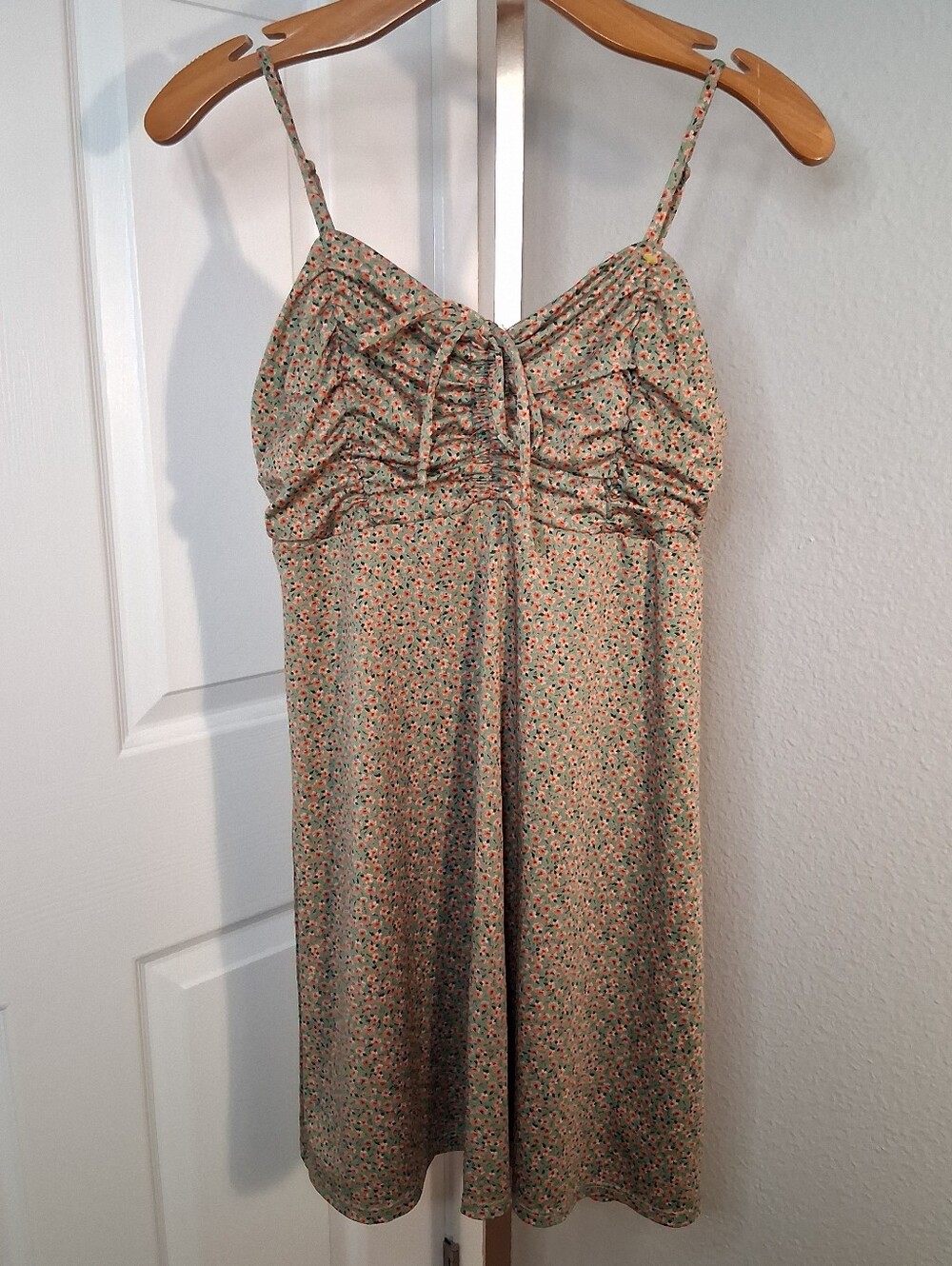 Live To Be Spoiled Floral Dress Size Medium